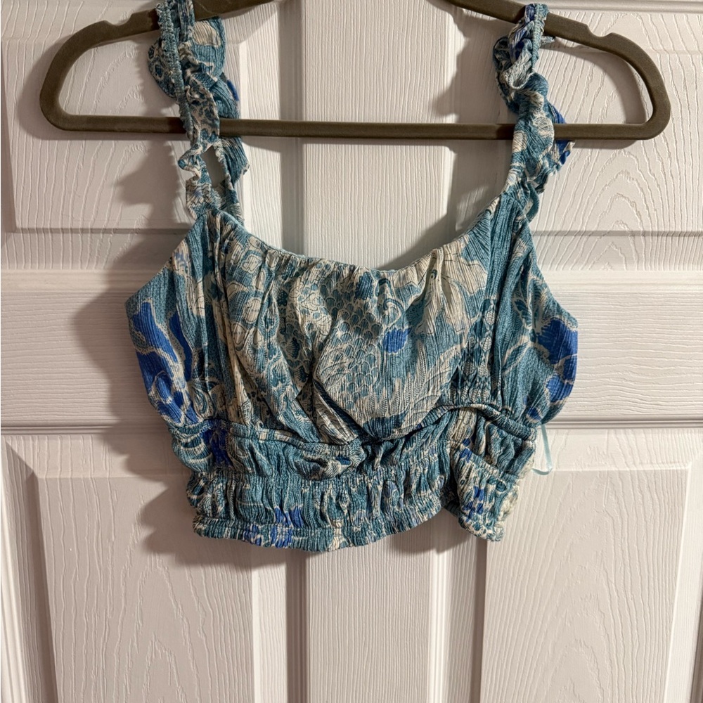 Abercrombie & Fitch Blue Floral Smocked Crop Top